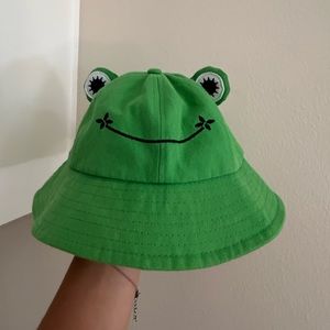green, cute frog hat